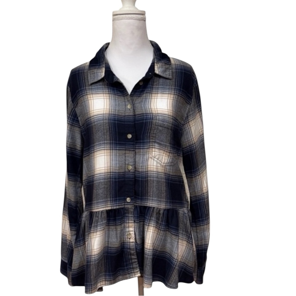 NWOT American Eagle Outfitters Plaid Top With Skirt Hem
